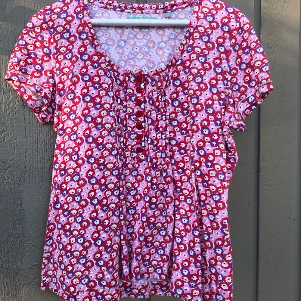 Woman’s casual shirt